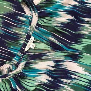 The Pioneer Woman Blue and Green Patterned Shirt Small Thin Lightweight